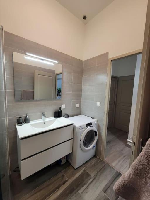 L'orchidee, Proche De La Gare Avec Clim Et Terrasse Appartement Narbonne